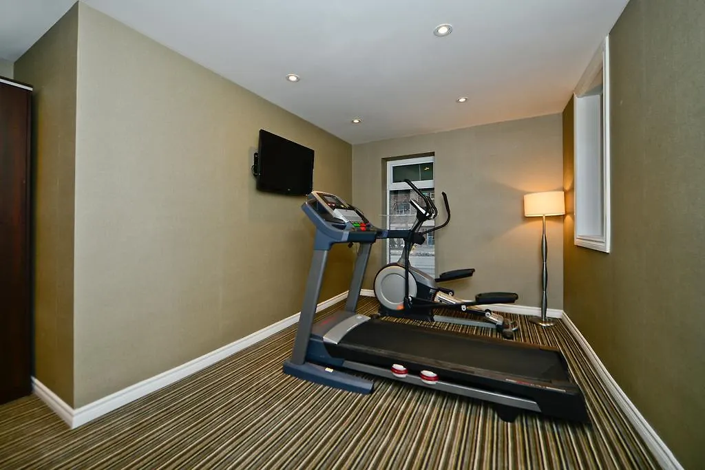 Hotel Comfort Inn Toronto City Centre